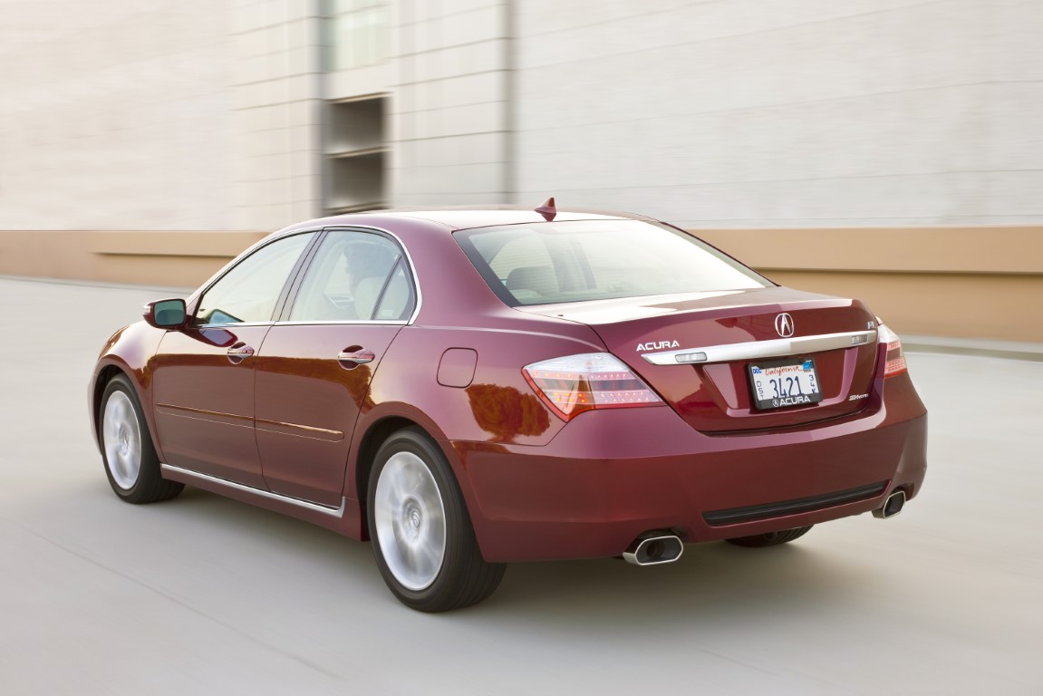 Acura RL 3.7 V6 SH-AWD (Automatic)